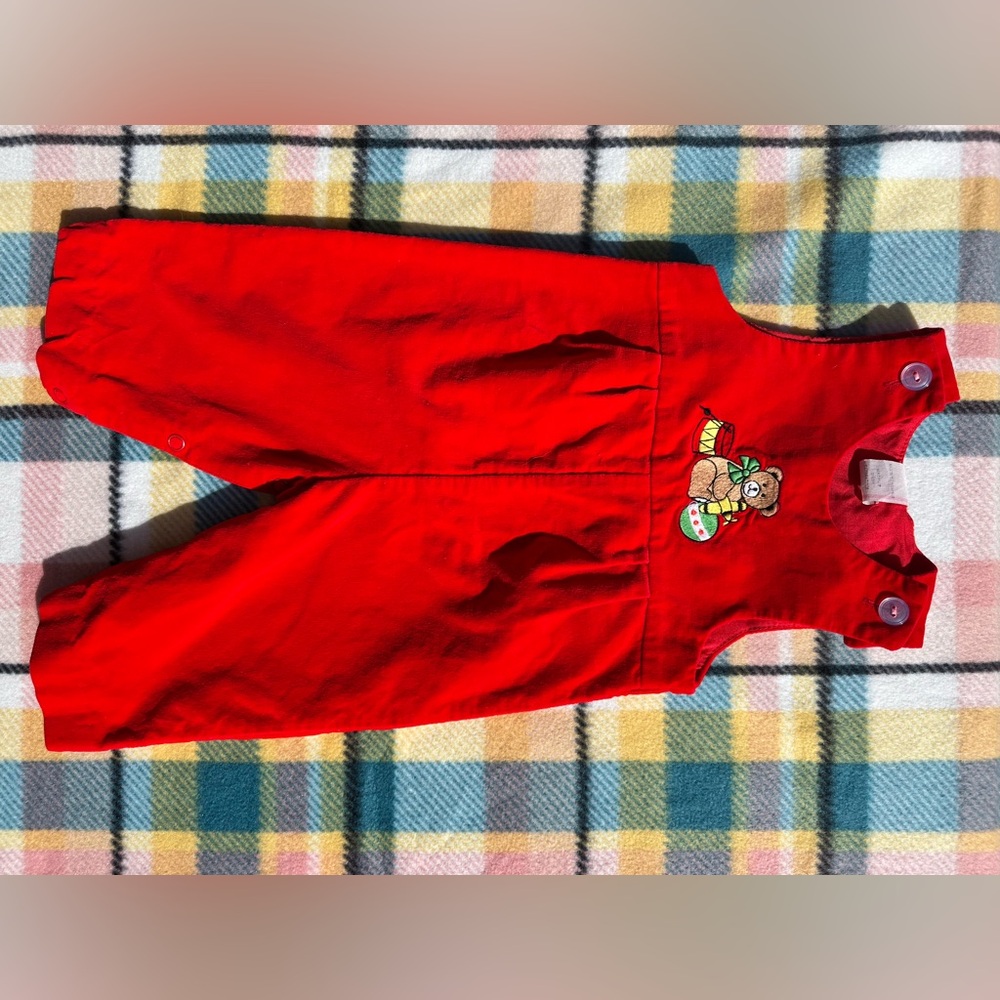 100% cotton Red Kids Overalls with Bear Embroidery